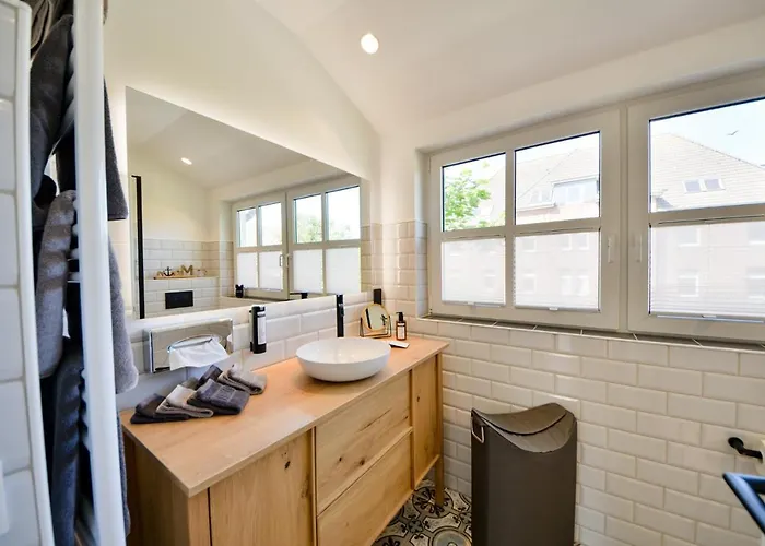 Olivenoog ヴァンガーオーゲ